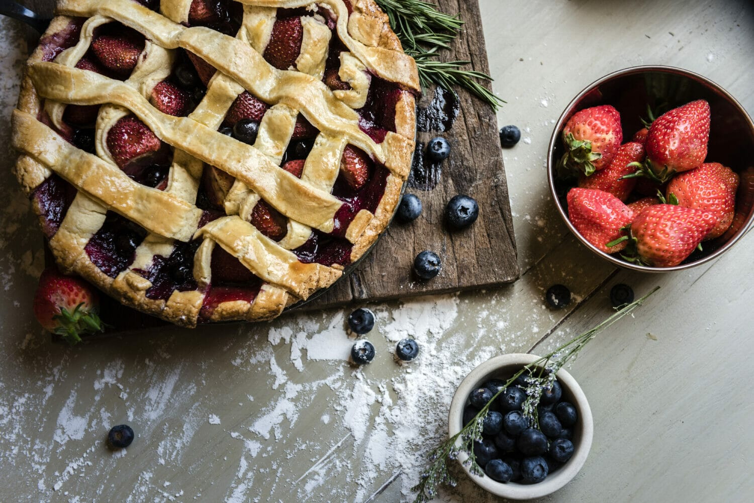 Bumbleberry pie