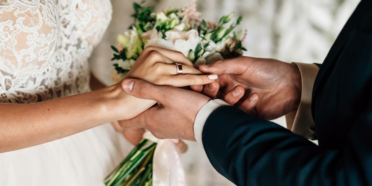 Why are fewer and fewer people getting married these days?