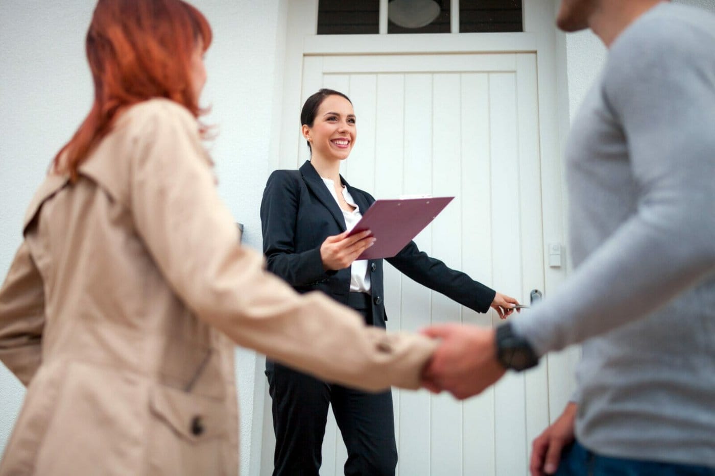 Realtor helps immigrant family. 